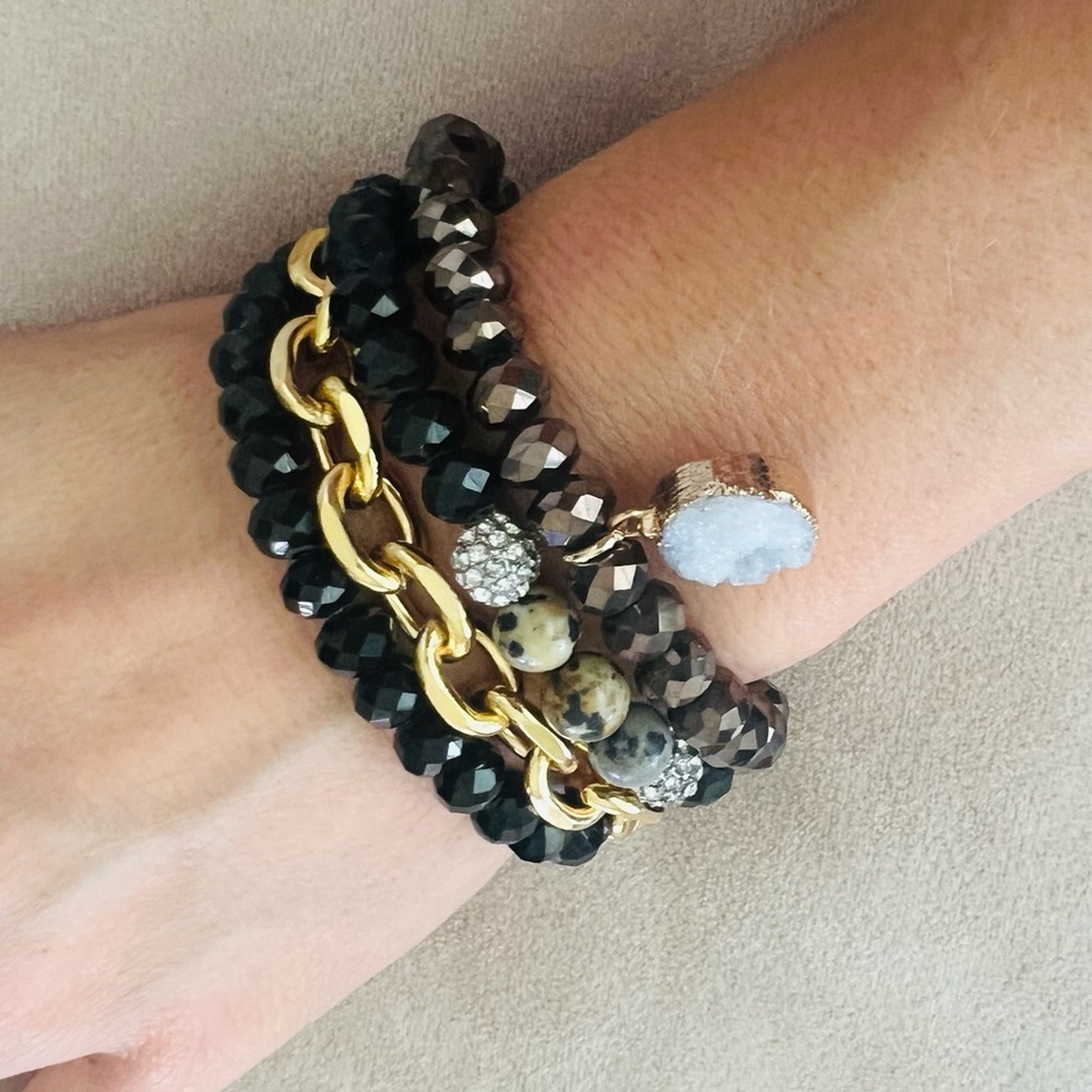 Stackable bracelet set